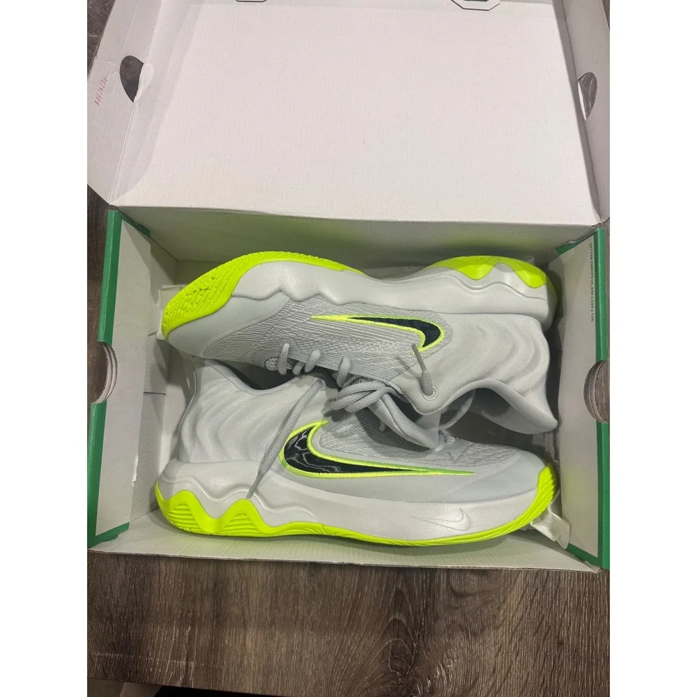 Nike Giannis Immortality‎ 4 Light Silver Volt Basketball Shoes FQ3680-007 Sz 8.5